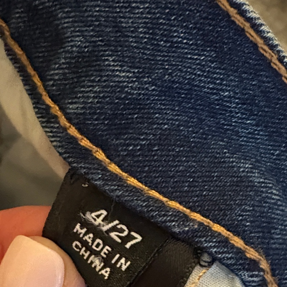 Frye Blue Denim Jeans ~ Medium Wash ~ Size 4/27 - Picture 5 of 10